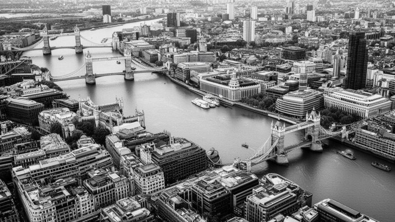 Affiche plan de Londres (Royaume-Uni) en noir et blanc : guide des monuments emblématiques de la capitale